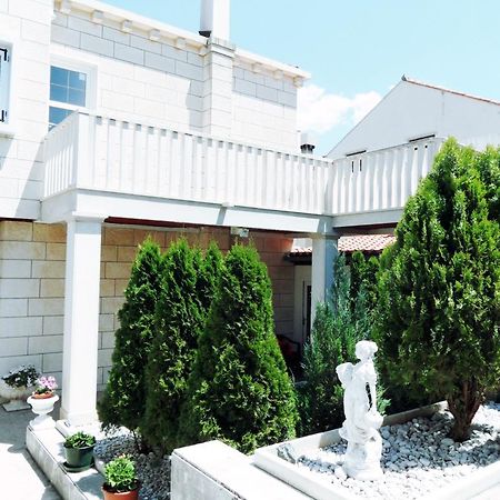 Adria Apartments And Rooms Ragusa Esterno foto