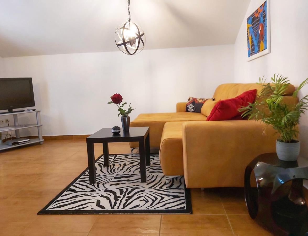 Adria Apartments And Rooms Ragusa Esterno foto