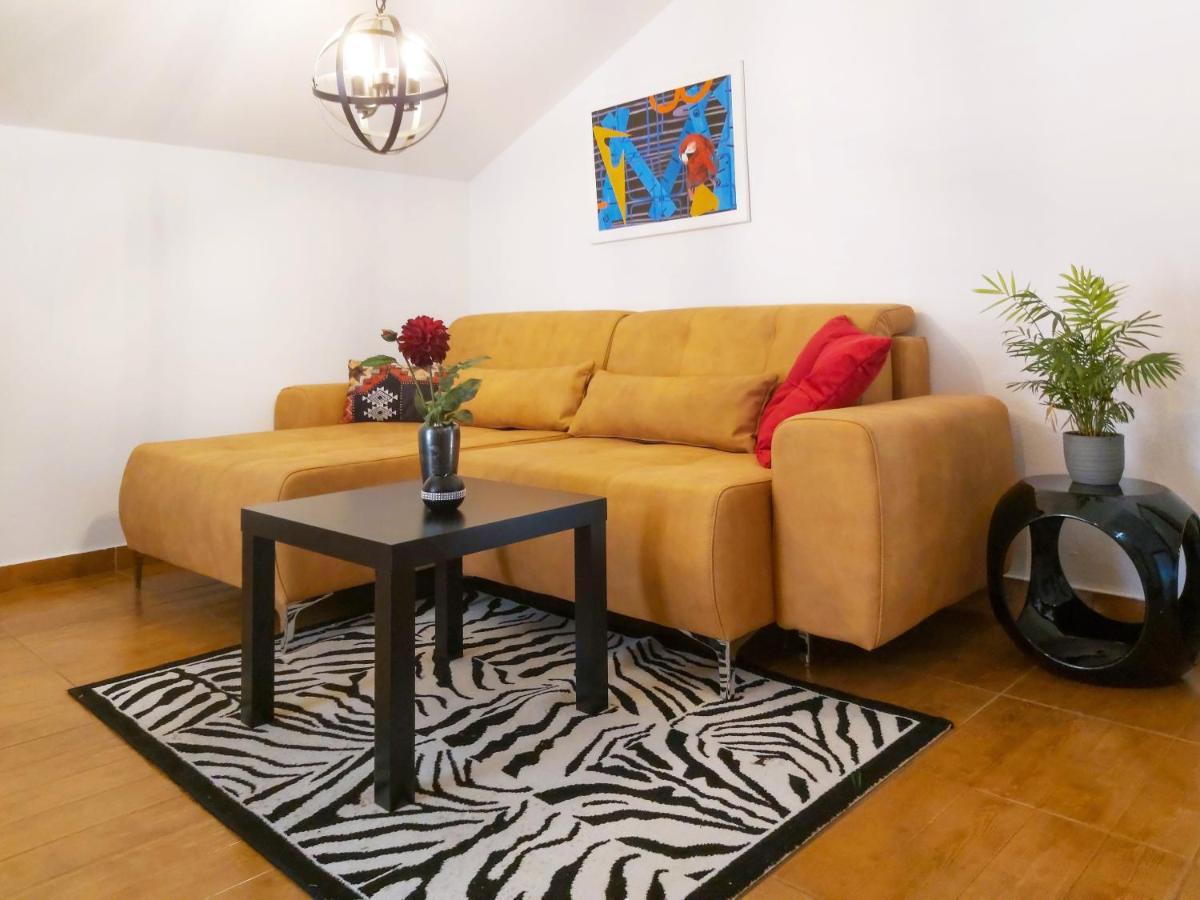 Adria Apartments And Rooms Ragusa Esterno foto