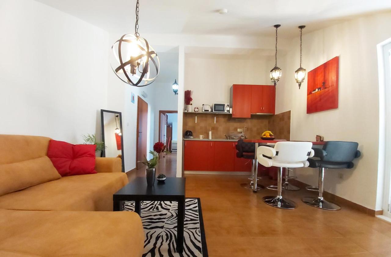 Adria Apartments And Rooms Ragusa Esterno foto