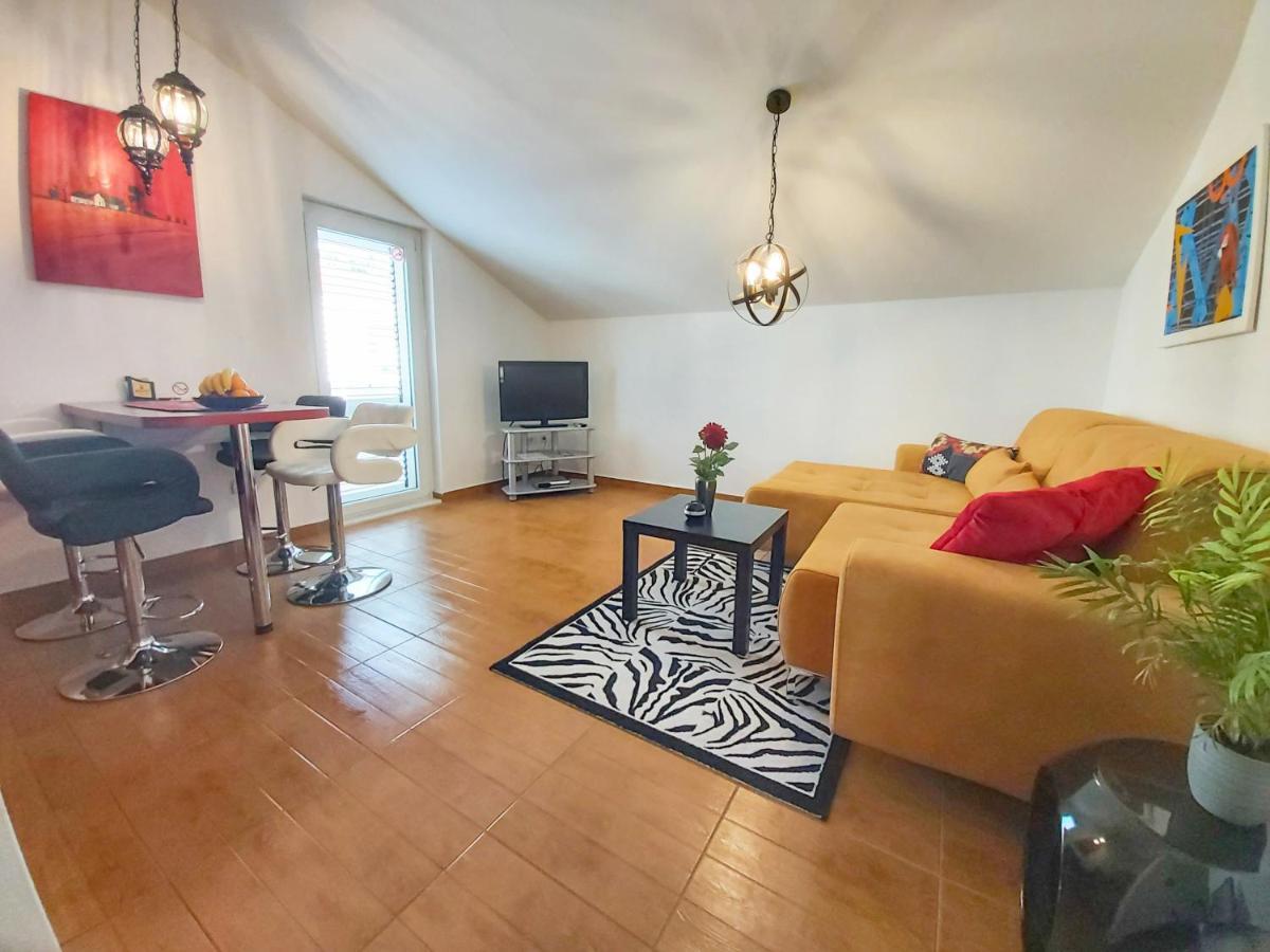 Adria Apartments And Rooms Ragusa Esterno foto